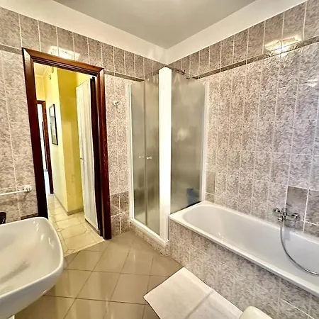 Apartamento Elegante Attico Bilivello Con Vista Sulla Mole *