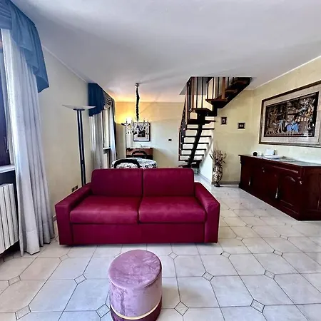 Elegante Attico Bilivello Con Vista Sulla Mole Apartamento *