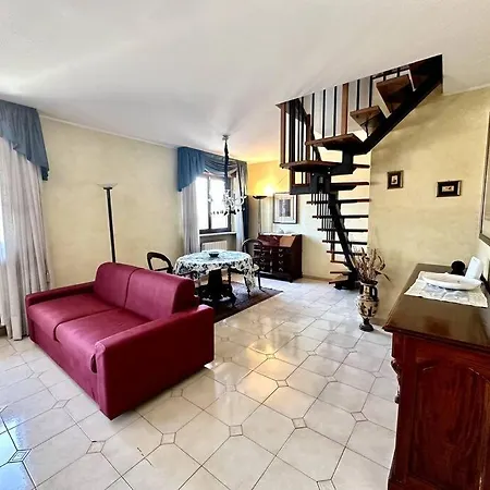 Elegante Attico Bilivello Con Vista Sulla Mole Apartamento *